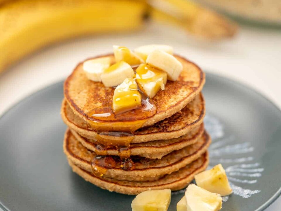 Banana Oat Pancakes